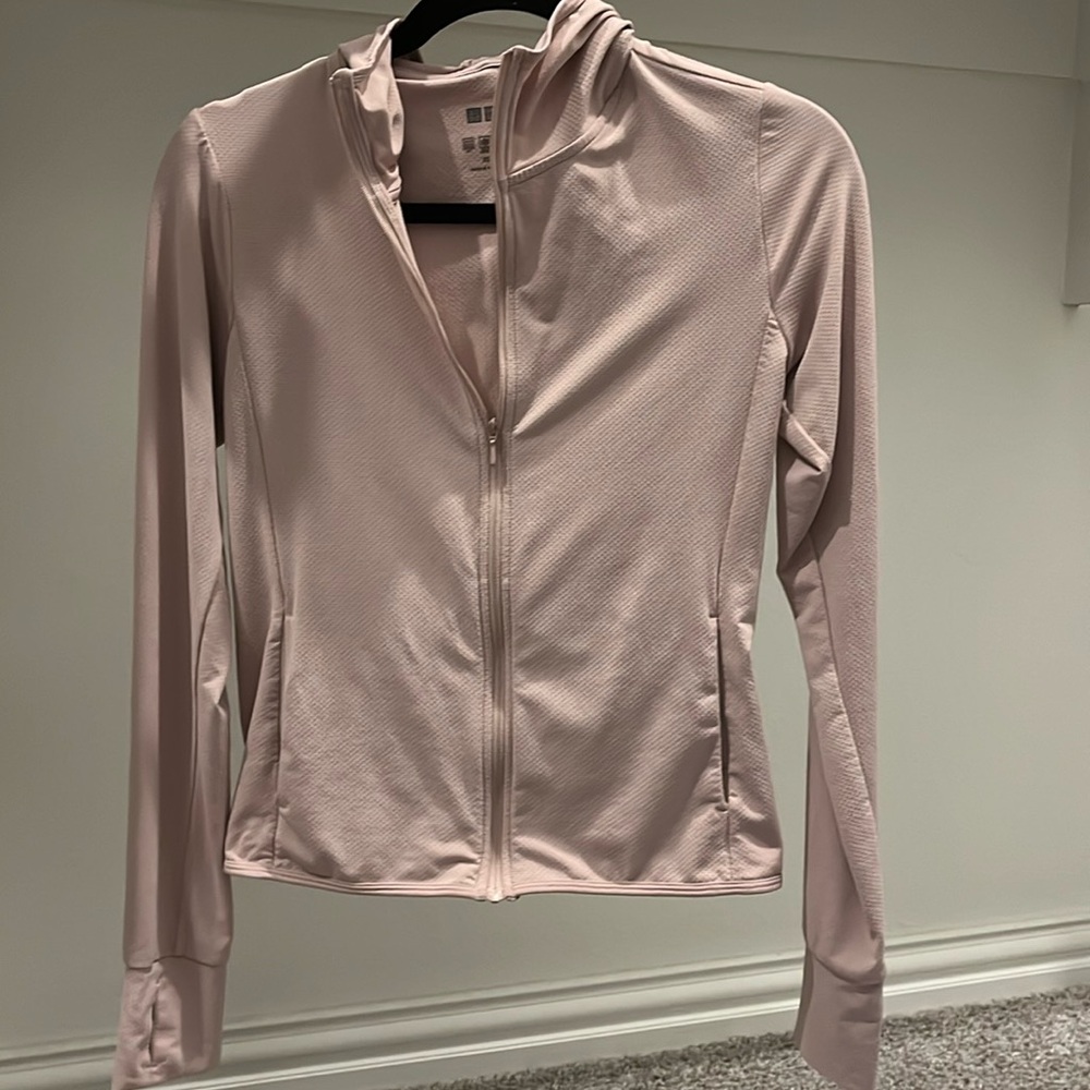Uniqlo airism jacket